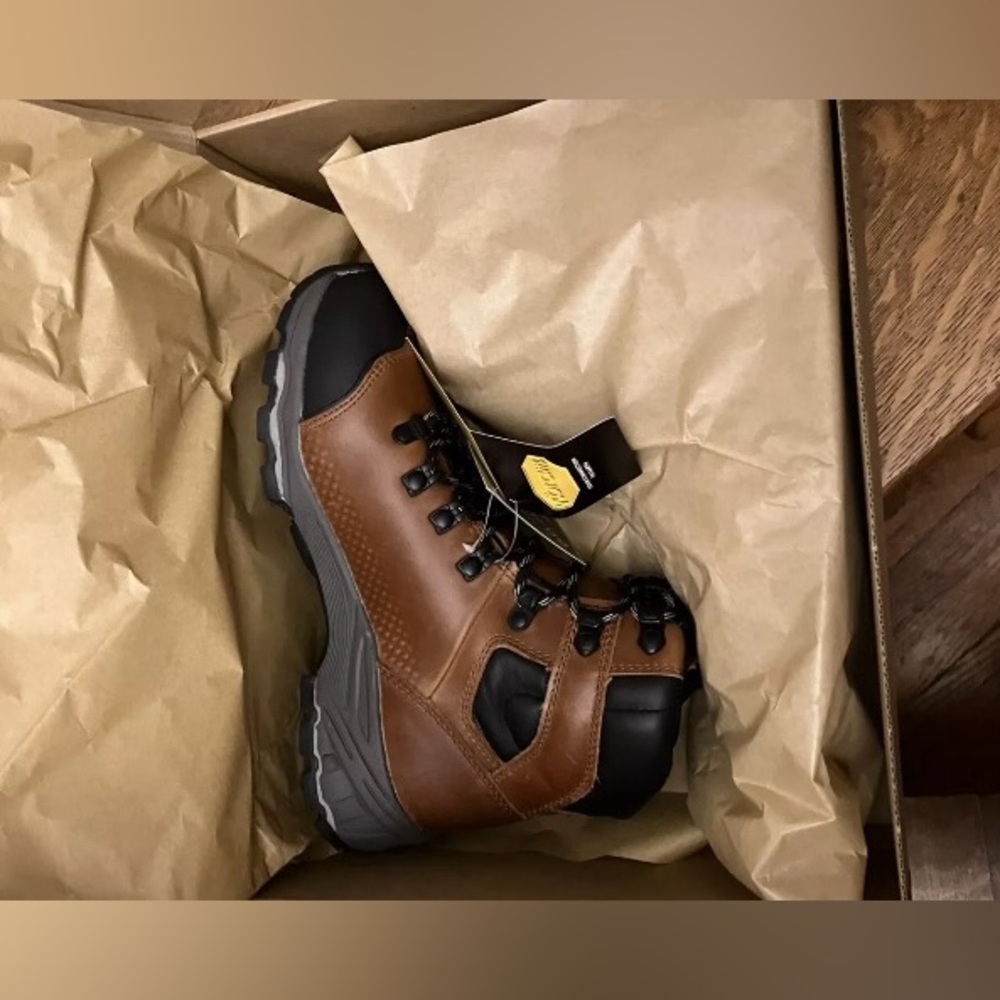 Vasque Women's Hiking Boots - Genuine Leather High Top Lace Up Outdoor Boots